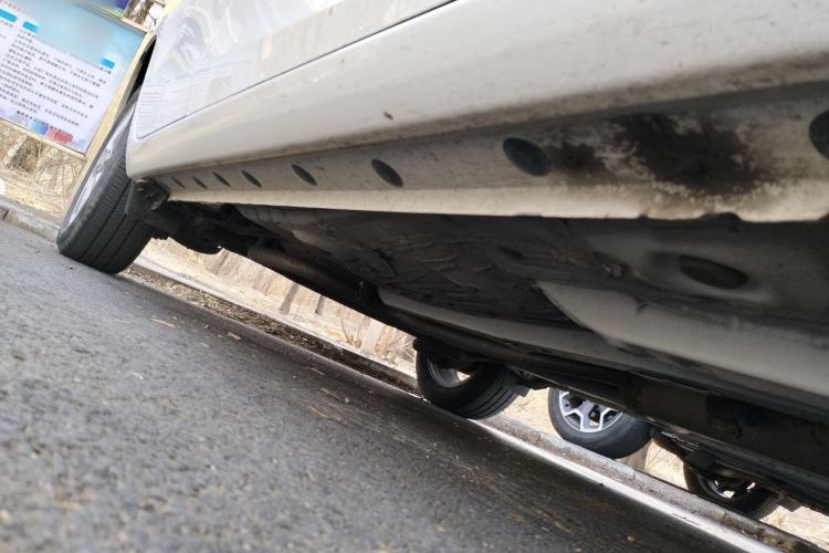 Used Toyota YARiS L Zhi Xuan 2014 1.5G Manual Xuan Dong Edition Chassis Front Right