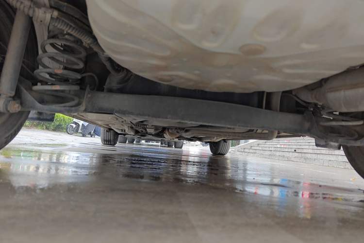 Used Toyota YARiS L Zhi Xuan 2014 1.3L Manual Dynamic Edition Chassis Rear