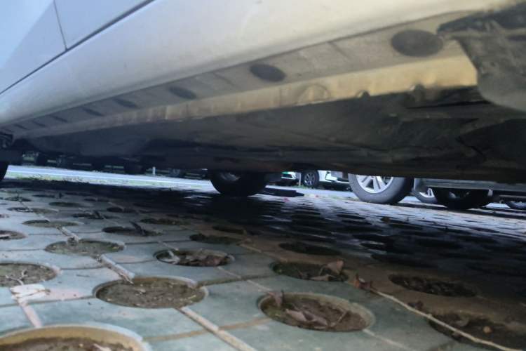 Used Toyota YARiS L Zhi Xuan 2014 1.5G Automatic Xuan Dong Edition Chassis Rear Left