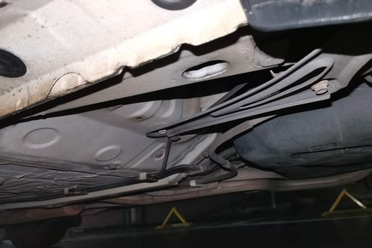 Used Toyota YARiS L Zhi Xuan 2014 1.5G Automatic Xuan Dong Edition Chassis Rear Left