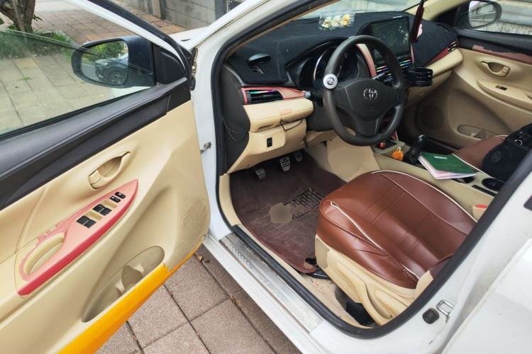 Used Toyota YARiS L Zhi Xuan 2014 1.3L Manual Dynamic Edition Driver Seat