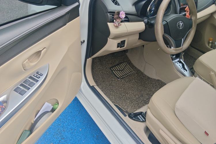 Used Toyota YARiS L Zhi Xuan 2014 1.5G Automatic Xuan Dong Edition Driver Seat