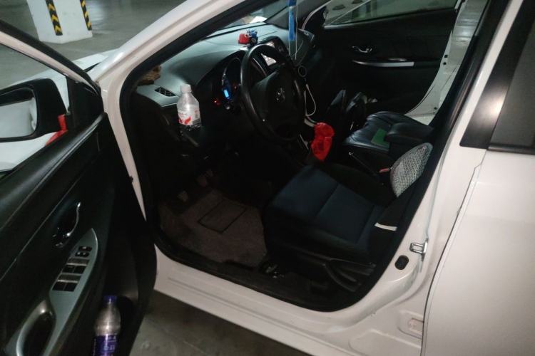 Used Toyota YARiS L Zhi Xuan 2014 1.3E Manual Charm Edition Driver Seat