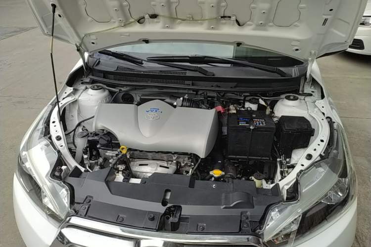 Used Toyota YARiS L Zhi Xuan 2014 1.3E Manual Charm Edition Engine Bay