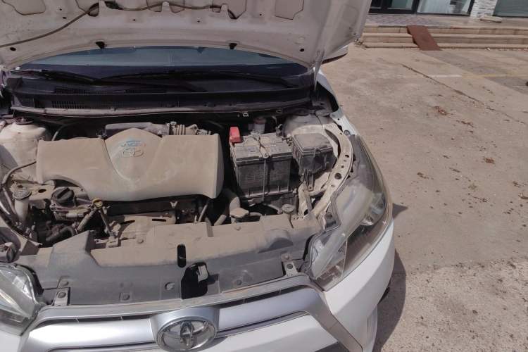 Used Toyota YARiS L Zhi Xuan 2014 1.3E Manual Charm Edition Engine Bay Left