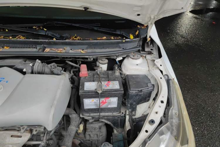 Used Toyota YARiS L Zhi Xuan 2014 1.5G Automatic Xuan Dong Edition Engine Bay Left