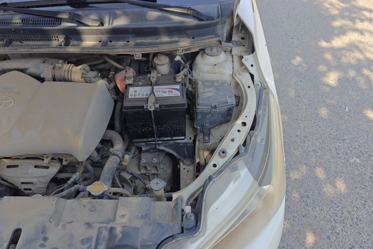 Used Toyota YARiS L Zhi Xuan 2014 1.3E Automatic Charm Edition Engine Bay Left