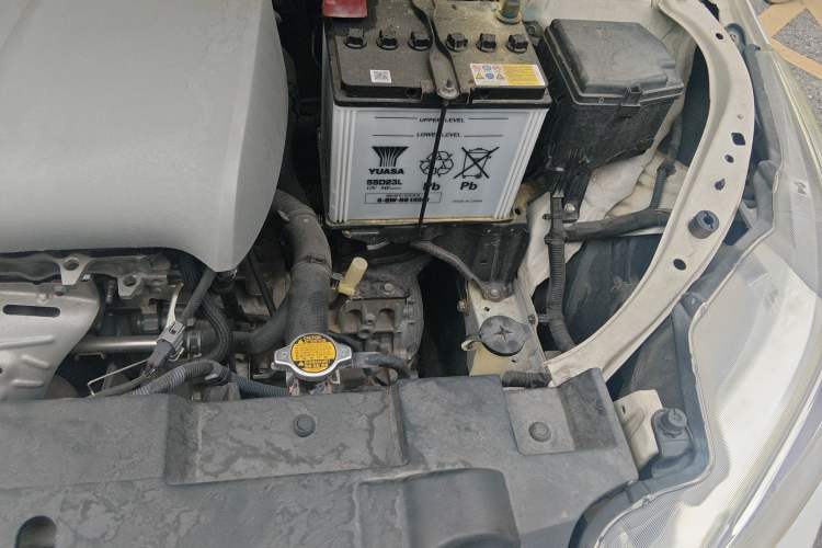 Used Toyota YARiS L Zhi Xuan 2014 1.5G Automatic Xuan Dong Edition Engine Bay Left