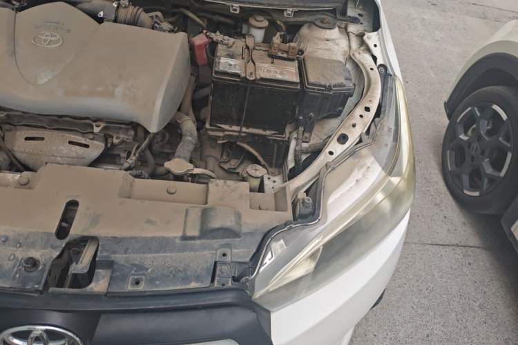 Used Toyota YARiS L Zhi Xuan 2014 1.3E Manual Charm Edition Engine Bay Left