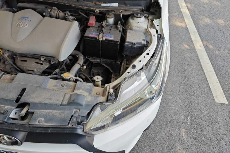 Used Toyota YARiS L Zhi Xuan 2014 1.3E Automatic Charm Edition Engine Bay Left