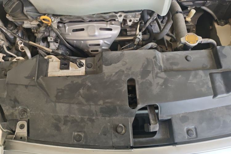 Used Toyota YARiS L Zhi Xuan 2014 1.5G Automatic Xuan Dong Edition Engine Bay