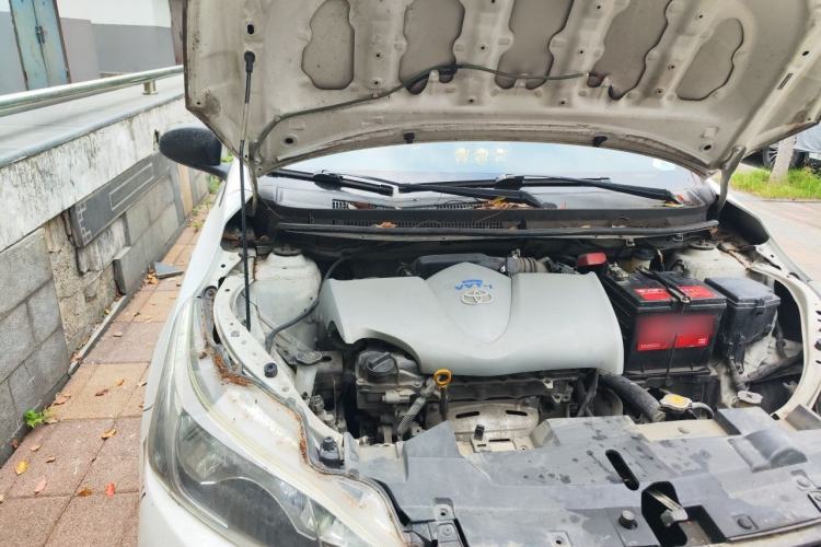 Used Toyota YARiS L Zhi Xuan 2014 1.3L Manual Dynamic Edition Engine Bay Right