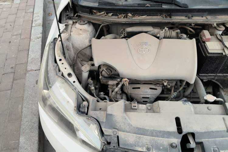 Used Toyota YARiS L Zhi Xuan 2014 1.3E Manual Charm Edition Engine Bay Right