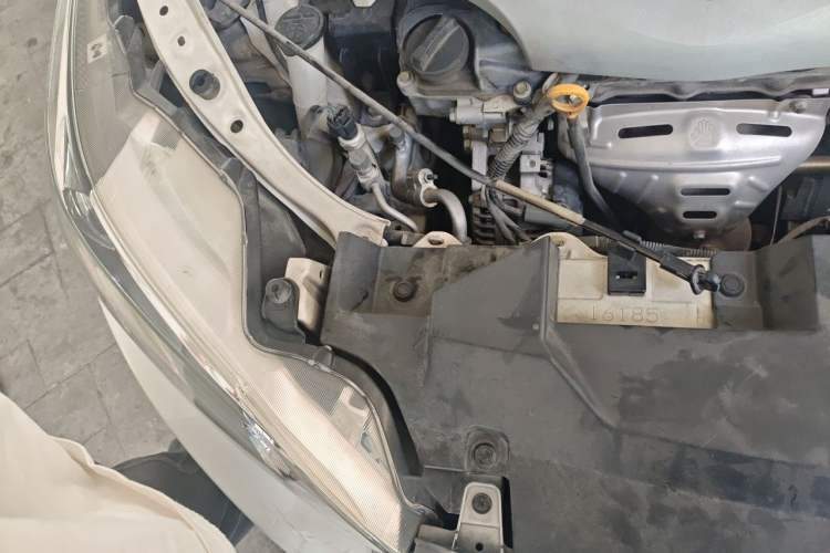 Used Toyota YARiS L Zhi Xuan 2014 1.5G Automatic Xuan Dong Edition Engine Bay Right