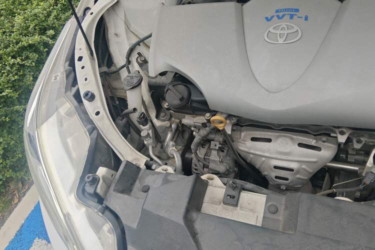 Used Toyota YARiS L Zhi Xuan 2014 1.5G Automatic Xuan Dong Edition Engine Bay Right