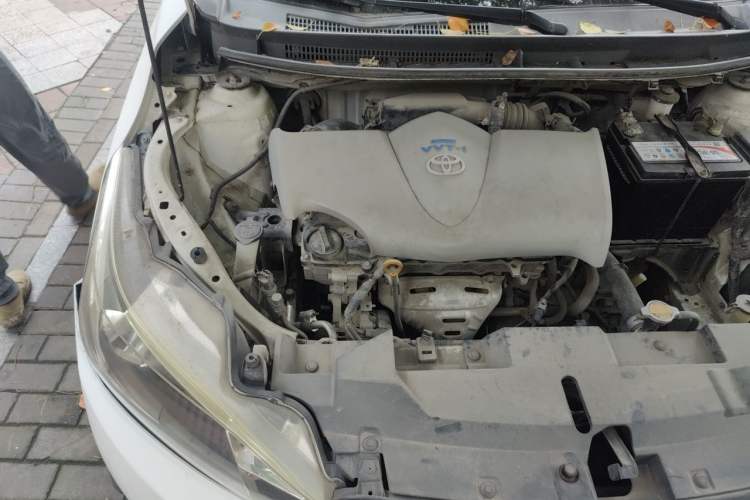 Used Toyota YARiS L Zhi Xuan 2014 1.3E Automatic Charm Edition Engine Bay Right