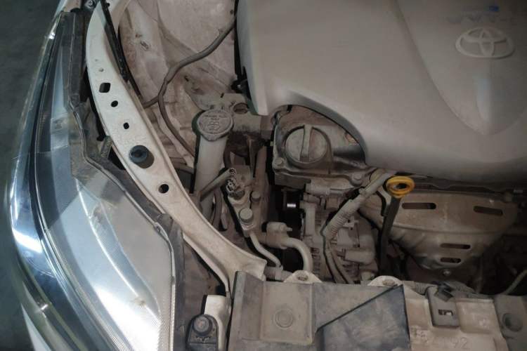Used Toyota YARiS L Zhi Xuan 2014 1.3E Manual Charm Edition Engine Bay Right