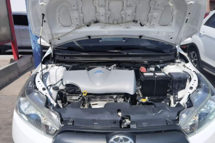 Used Toyota YARiS L Zhi Xuan 2014 1.3E Automatic Charm Edition Engine Bay