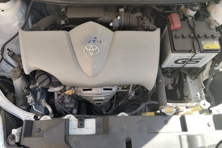 Used Toyota YARiS L Zhi Xuan 2014 1.3E Manual Charm Edition Engine Bay