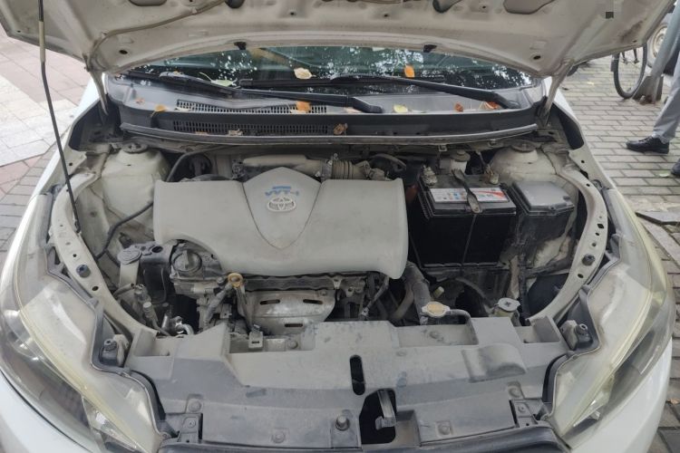 Used Toyota YARiS L Zhi Xuan 2014 1.3E Automatic Charm Edition Engine Bay