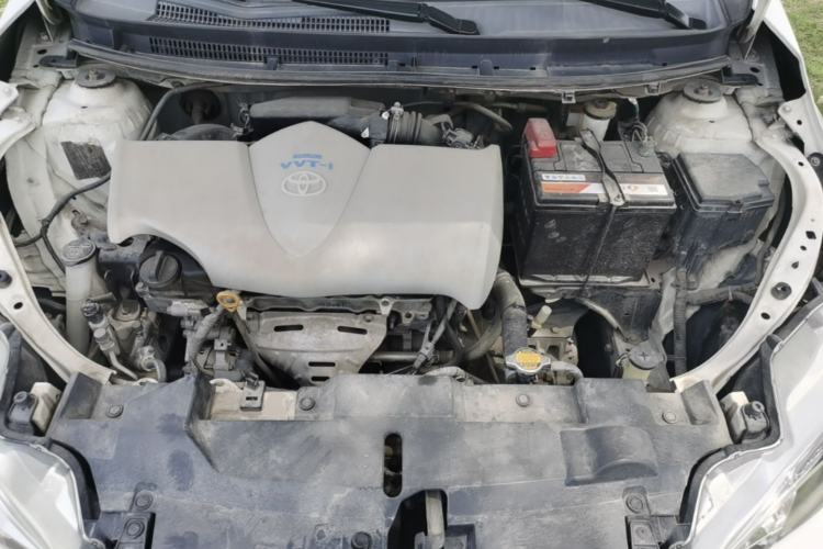 Used Toyota YARiS L Zhi Xuan 2014 1.3E Automatic Charm Edition Engine Bay