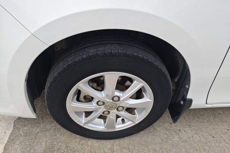 Used Toyota YARiS L Zhi Xuan 2014 1.3E Manual Charm Edition Exterior 1