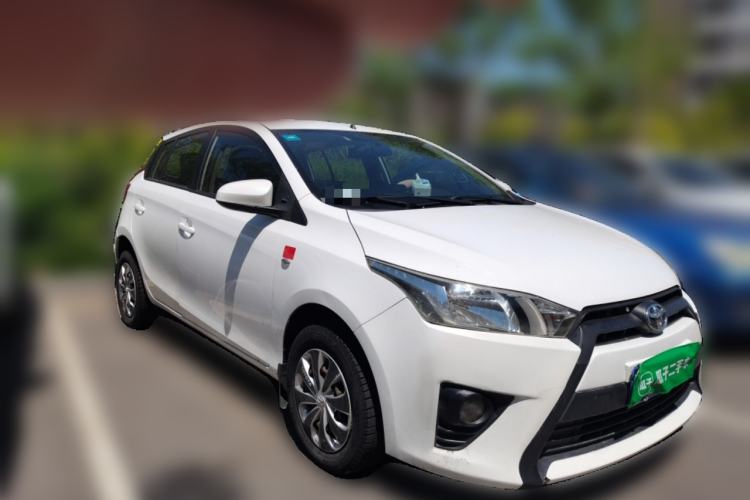 Used Toyota YARiS L Zhi Xuan 2014 1.3E Manual Charm Edition Front Right 45 Deg