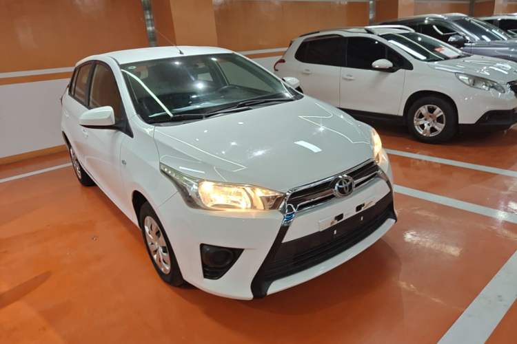 Used Toyota YARiS L Zhi Xuan 2014 1.3E Manual Charm Edition Front Right 45 Deg