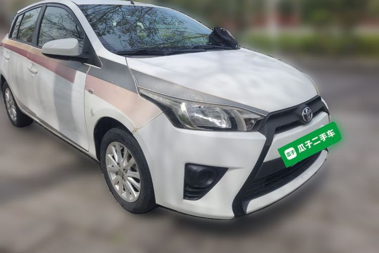 Used Toyota YARiS L Zhi Xuan 2014 1.3E Automatic Charm Edition Front Right 45 Deg