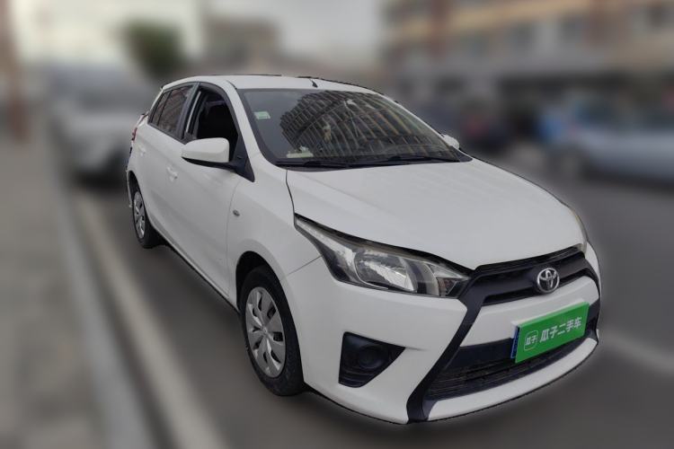 Used Toyota YARiS L Zhi Xuan 2014 1.3E Automatic Charm Edition Front Right 45 Deg