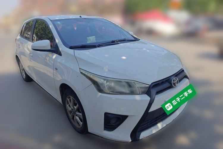 Used Toyota YARiS L Zhi Xuan 2014 1.3E Automatic Charm Edition Front Right 45 Deg