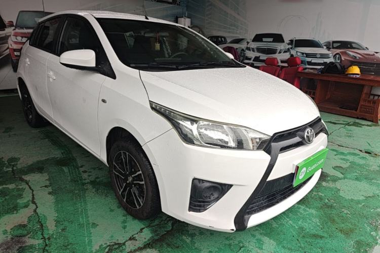 Used Toyota YARiS L Zhi Xuan 2014 1.3E Automatic Charm Edition Front Right 45 Deg