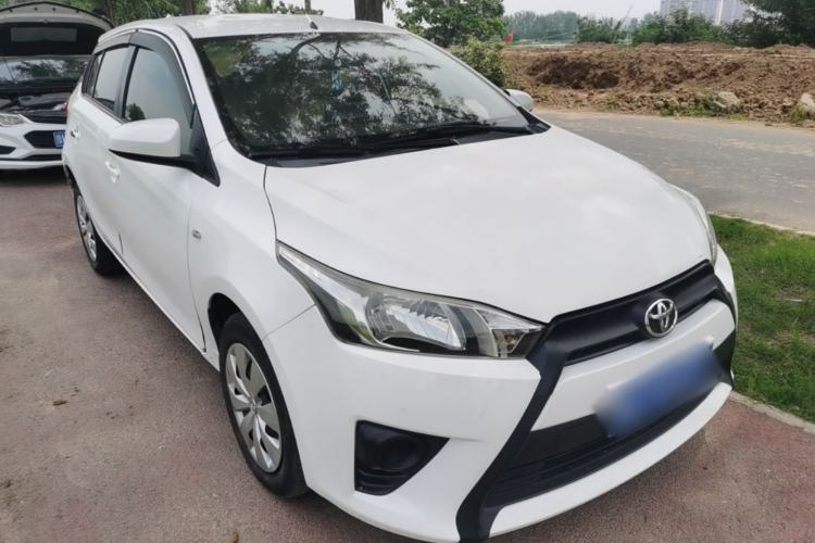 Used Toyota YARiS L Zhi Xuan 2014 1.3E Automatic Charm Edition Front Right 45 Deg