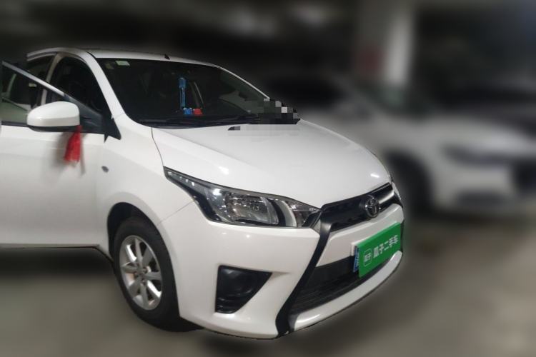 Used Toyota YARiS L Zhi Xuan 2014 1.3E Manual Charm Edition Front Right 45 Deg