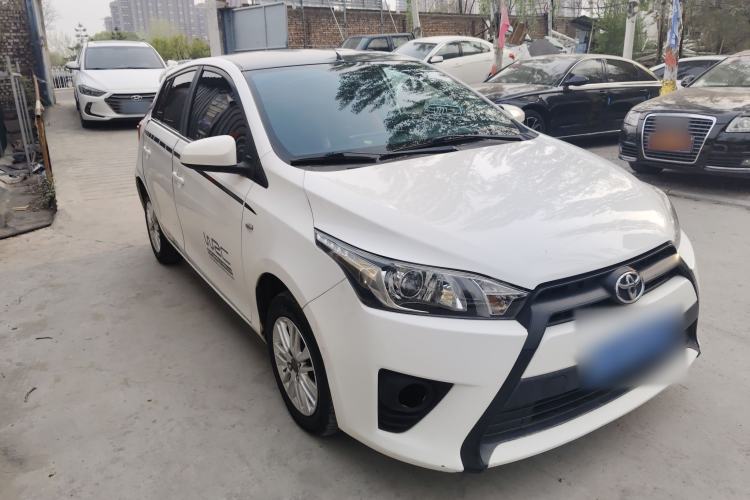 Used Toyota YARiS L Zhi Xuan 2014 1.3E Manual Charm Edition Front Right 45 Deg