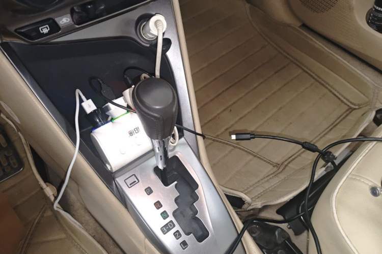 Used Toyota YARiS L Zhi Xuan 2014 1.5G Automatic Xuan Dong Edition Gear Lever
