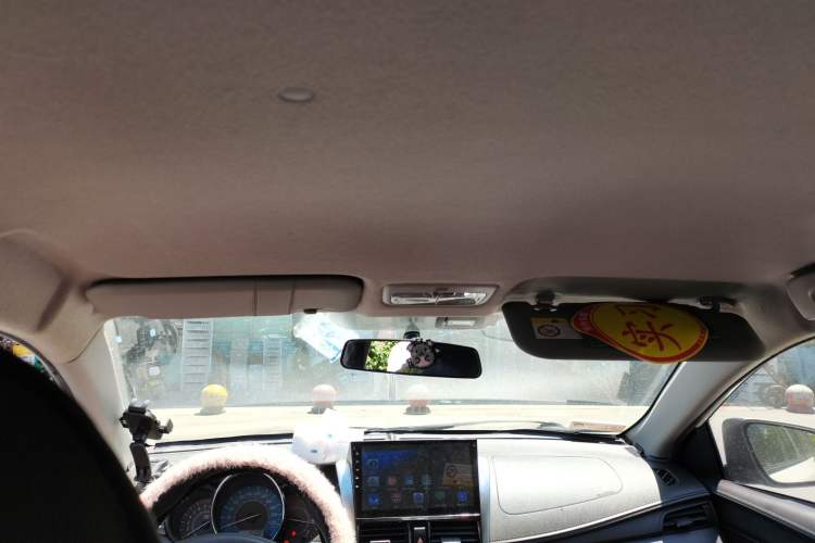 Used Toyota YARiS L Zhi Xuan 2014 1.3E Manual Charm Edition Headliner