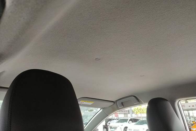 Used Toyota YARiS L Zhi Xuan 2014 1.3E Manual Charm Edition Headliner