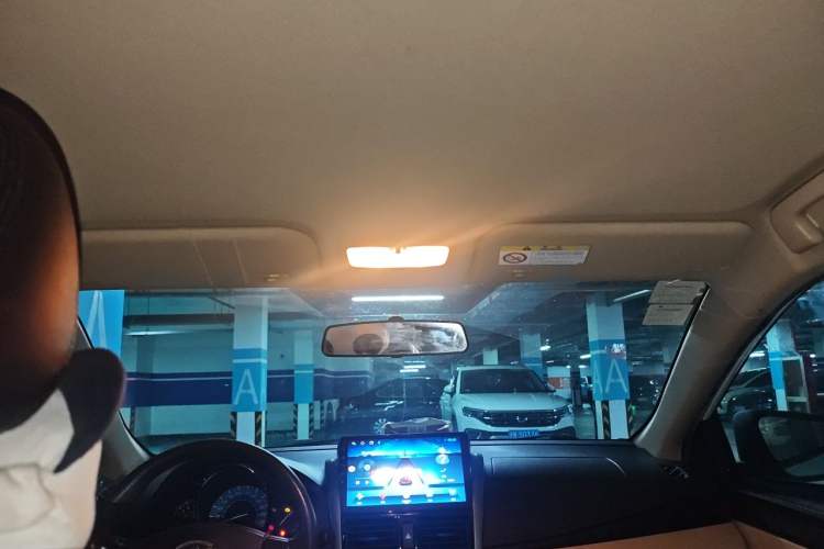 Used Toyota YARiS L Zhi Xuan 2014 1.5G Automatic Xuan Dong Edition Headliner