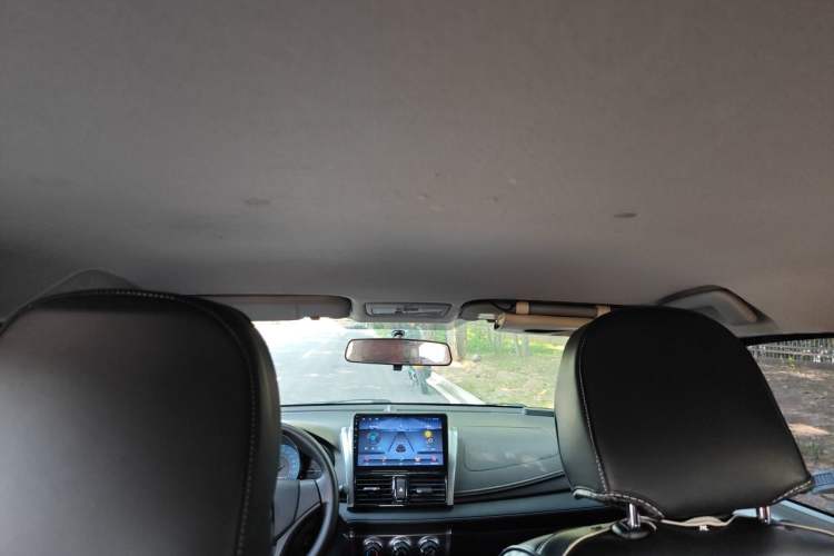 Used Toyota YARiS L Zhi Xuan 2014 1.3E Automatic Charm Edition Headliner