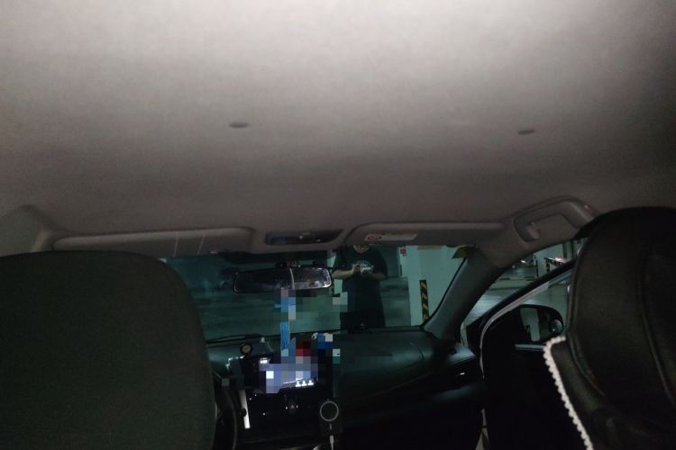 Used Toyota YARiS L Zhi Xuan 2014 1.3E Manual Charm Edition Headliner