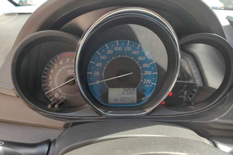 Used Toyota YARiS L Zhi Xuan 2014 1.3E Manual Charm Edition Instrument Cluster
