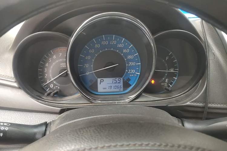 Used Toyota YARiS L Zhi Xuan 2014 1.3E Automatic Charm Edition Instrument Cluster