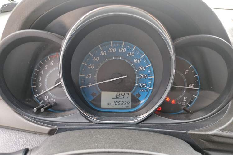 Used Toyota YARiS L Zhi Xuan 2014 1.3E Manual Charm Edition Instrument Cluster