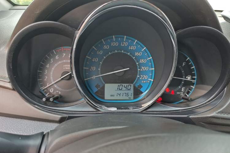 Used Toyota YARiS L Zhi Xuan 2014 1.3E Manual Charm Edition Instrument Cluster