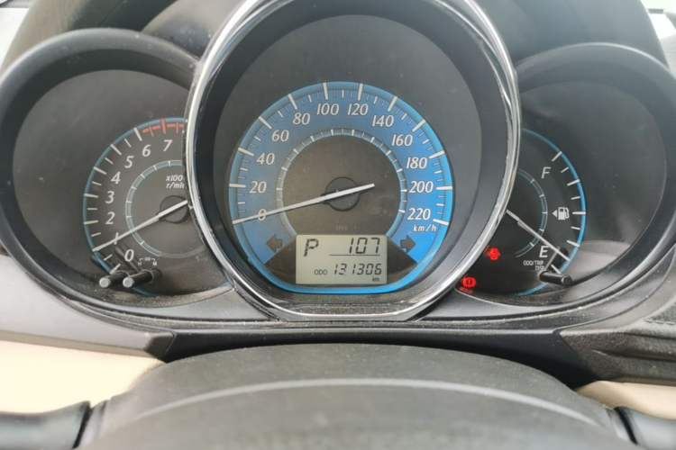 Used Toyota YARiS L Zhi Xuan 2014 1.3E Automatic Charm Edition Instrument Cluster