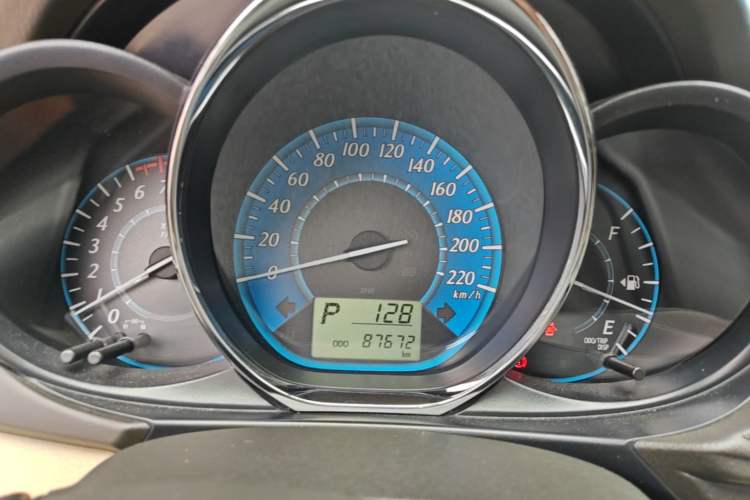 Used Toyota YARiS L Zhi Xuan 2014 1.5G Automatic Xuan Dong Edition Instrument Cluster