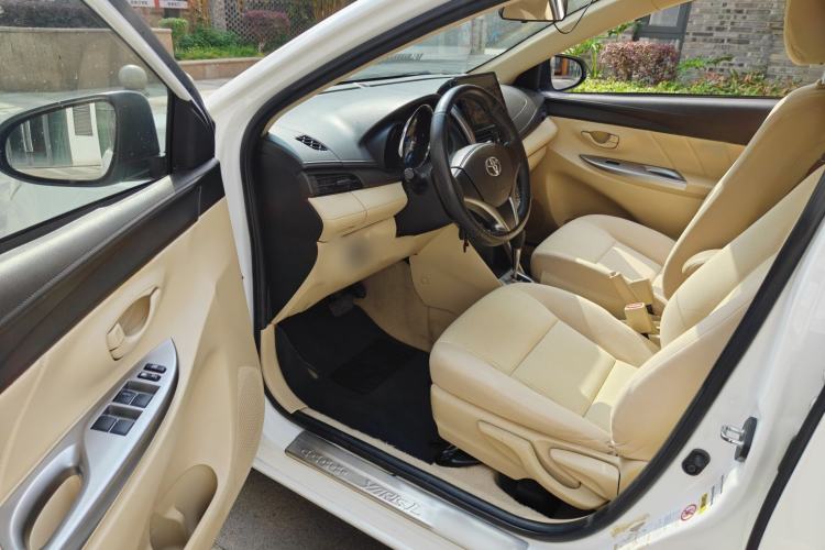 Used Toyota YARiS L Zhi Xuan 2014 1.5G Automatic Xuan Dong Edition Interior 2