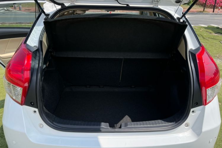 Used Toyota YARiS L Zhi Xuan 2014 1.5G Automatic Xuan Dong Edition Interior 7