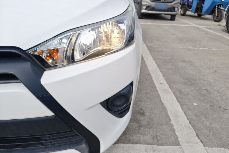 Used Toyota YARiS L Zhi Xuan 2014 1.3E Manual Charm Edition Left Front Headlight